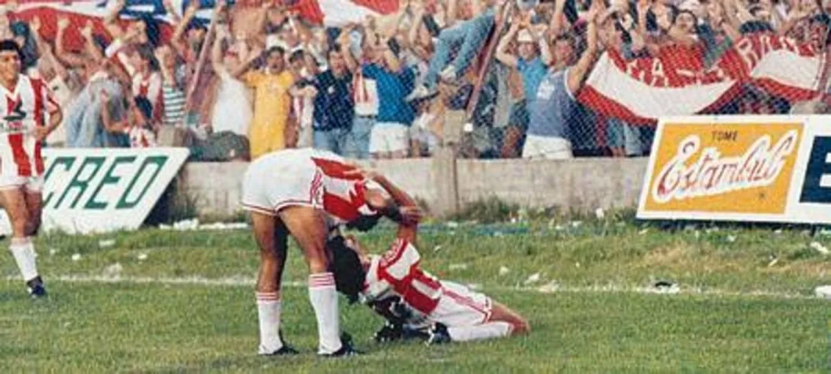 Solari falleció en un accidente la noche posterior a convertir en el clásico santafesino, en 1993.
