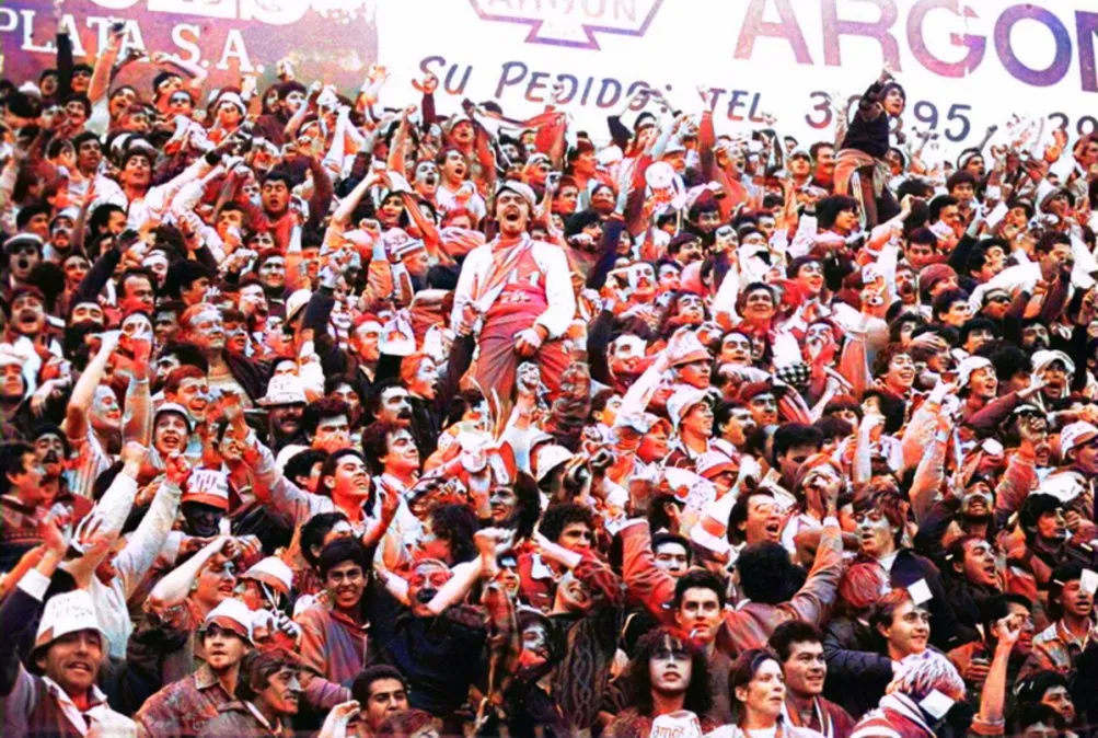 La hinchada de Unión, en aquella jornada memorable. 29 de julio de 1989.