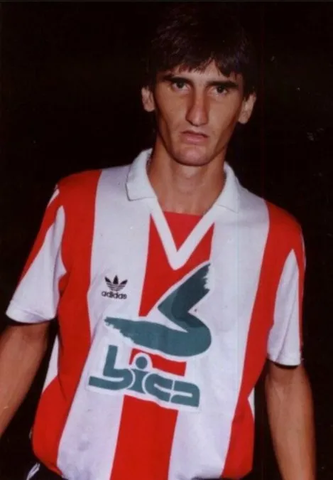 Hernan Solari quedará grabado para siempre en la memoria de los hinchas tatengues. Una de las tribunas del estadio lleva su nombre.