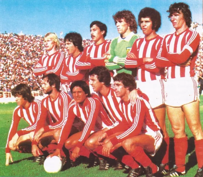 El mejor equipo de la historia de Unión. Subcampeón del Torneo Nacional 79, con figuras como Pumpido, Pitarch, Cárdenas y Alí.