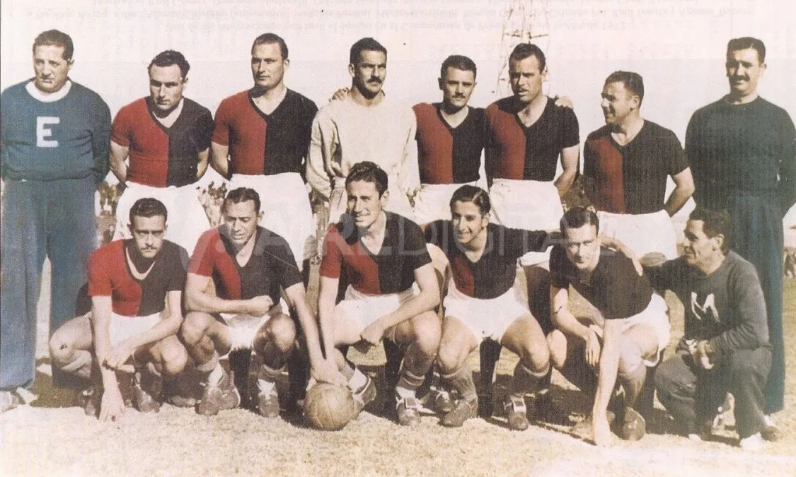Plantel del año 1950. Ese año, obtuvo la Copa oficial no regular de AFA Juan Domingo Perón, al vencer por 4 a 2 a Unión en la final.