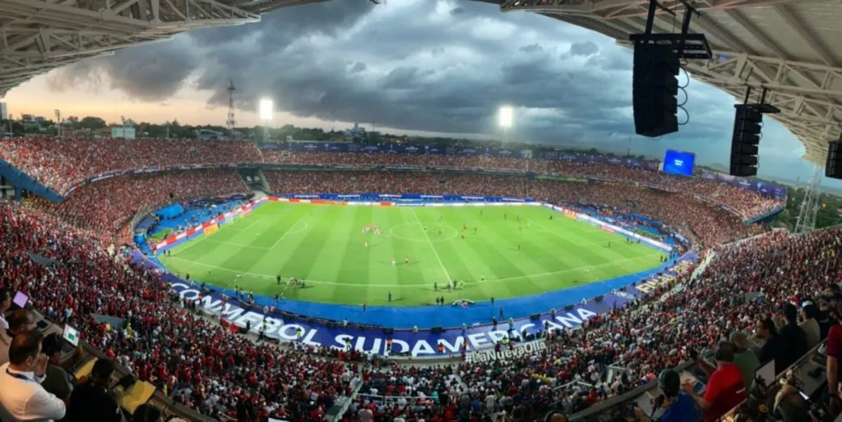 Así lucía La Nueva Olla, en el éxodo sabalero que registra la mayor movilización sudamericana de todos los tiempos a nivel futbolístico, con casi 40 mil hinchas en Paraguay.