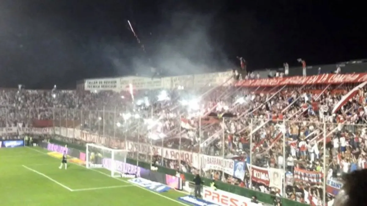Unión estuvo 26 fechas sin ganar entre 2012 y 2013. Pese al resultado, su gente lo acompaño multitudinariamente.