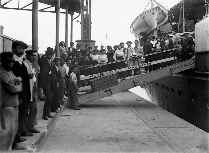 La "Gripe Española" atacó con fuerza el continente europeo y llegó al país a través de los barcos con inmigrantes.
