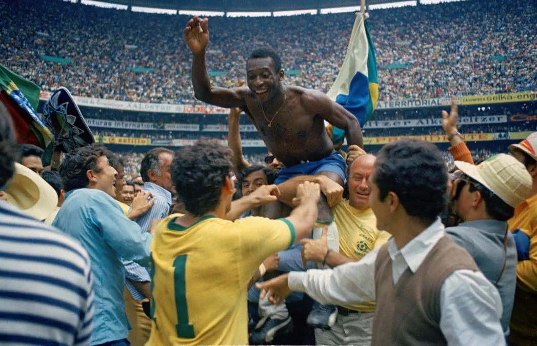 Pelé obtuvo tres Copas Mundiales de la FIFA: Suecia 1958, Chile 1962 y México 1970.